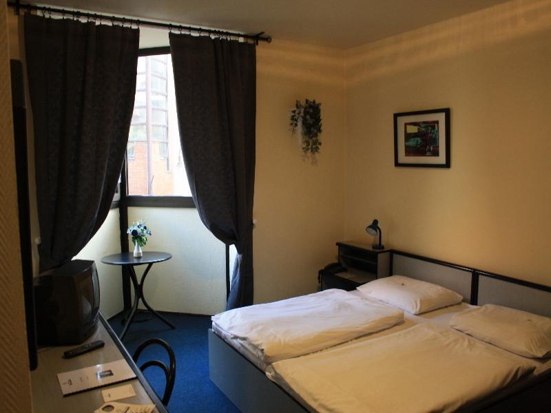 Thomas Hotel Budapeszt Zewnętrze zdjęcie